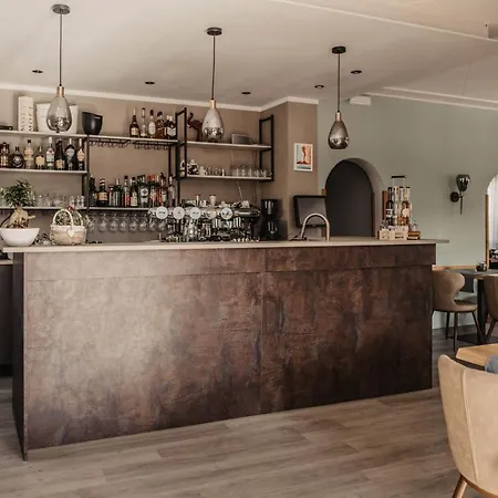 Szálloda Ristorante Al Portico Gerra (Locarno)