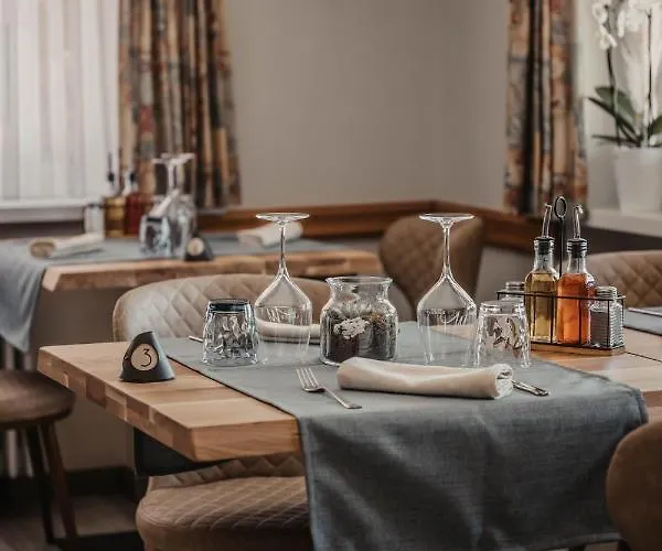 Hotel Ristorante Al Portico Gerra (Locarno)