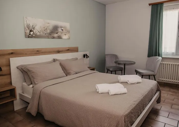 Hotell Ristorante Al Portico Gerra (Locarno)